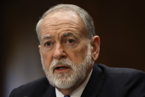 Huckabee calls Mormons, Christians, Jews 'people of the Book' at Senate hearing