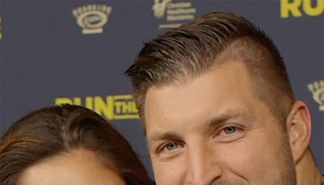 Tim Tebow, wife expecting baby girl, choose Bible verse to 'speak over' her