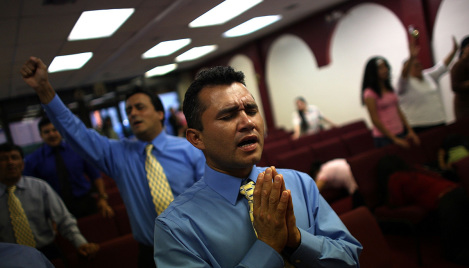 Organizations join forces to strengthen financial health of Hispanic churches, pastors
